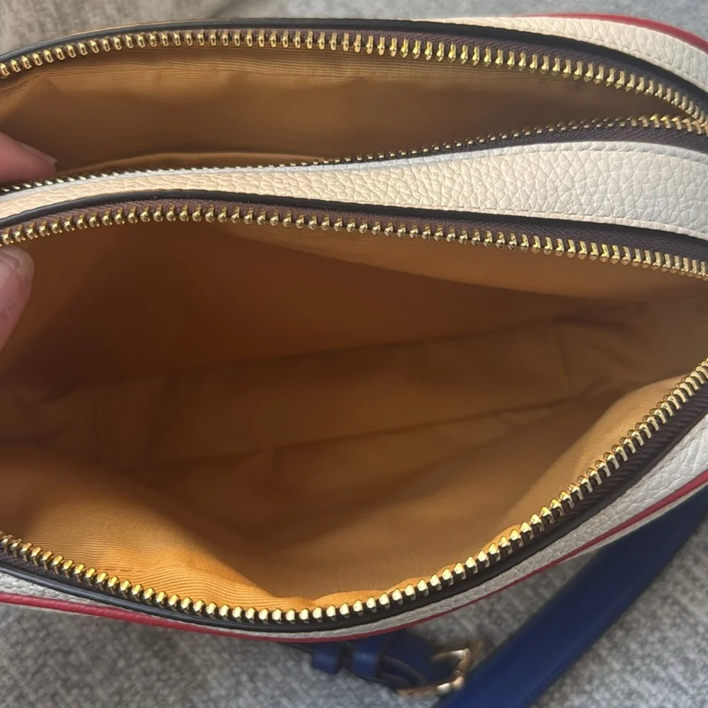 Coach crossbody - Picture 7 of 11